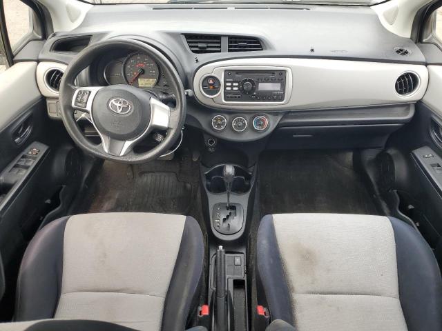  TOYOTA YARIS 2012 Srebrny