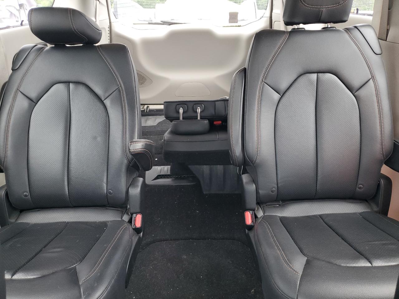 2018 Chrysler Pacifica Touring L VIN: 2C4RC1BG0JR174849 Lot: 62398575