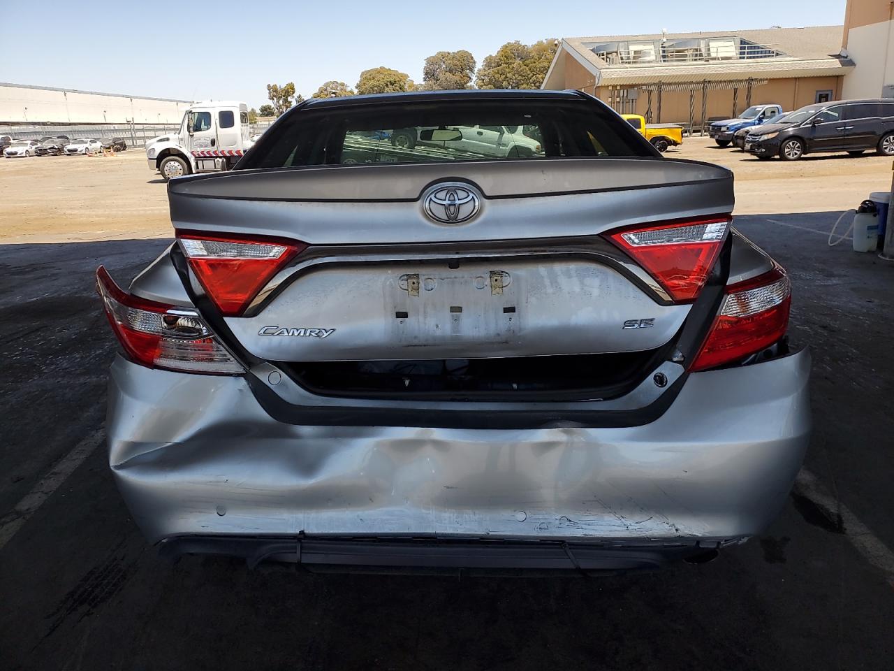 2017 Toyota Camry Le VIN: 4T1BF1FK8HU662222 Lot: 63261425