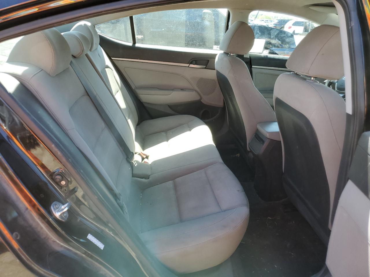 HYUNDAI ELANTRA 2017 VIN KMHD74LF8HU422229 zdjęcie 10