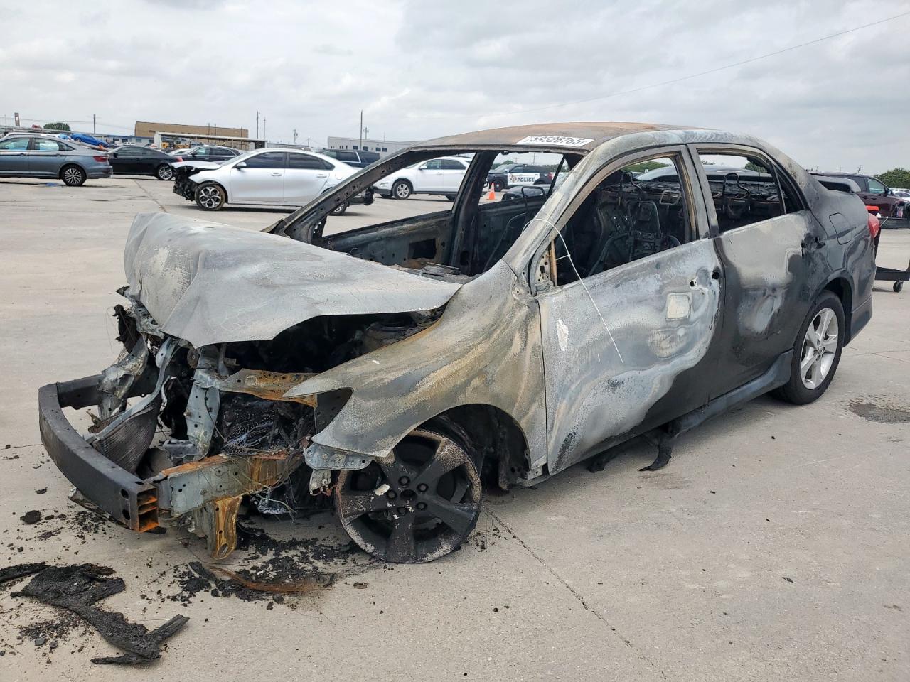 2011 Toyota Corolla Base zu verkaufen in Grand Prairie, TX - Burn