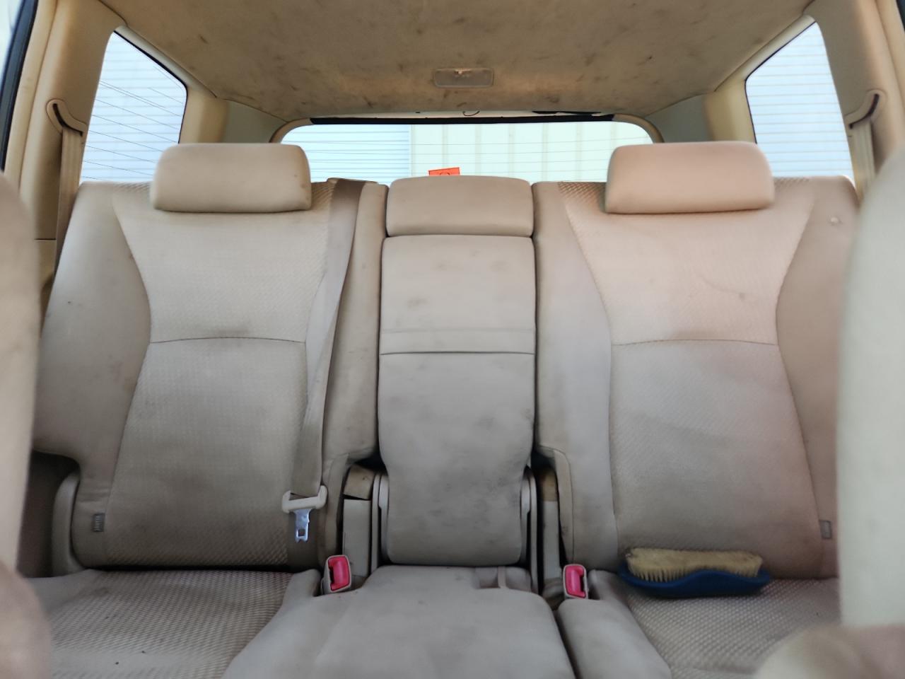 2010 Toyota Highlander Base VIN: JTEGP21A440025904 Lot: 62571945