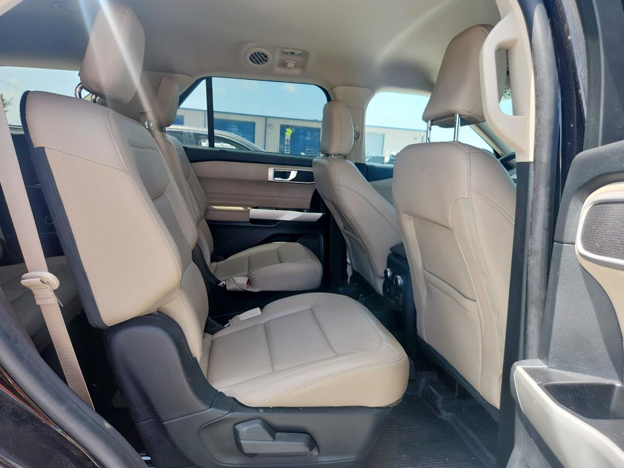 2021 Ford Explorer Xlt VIN: 1FMSK8DH8MGB43658 Lot: 60972335
