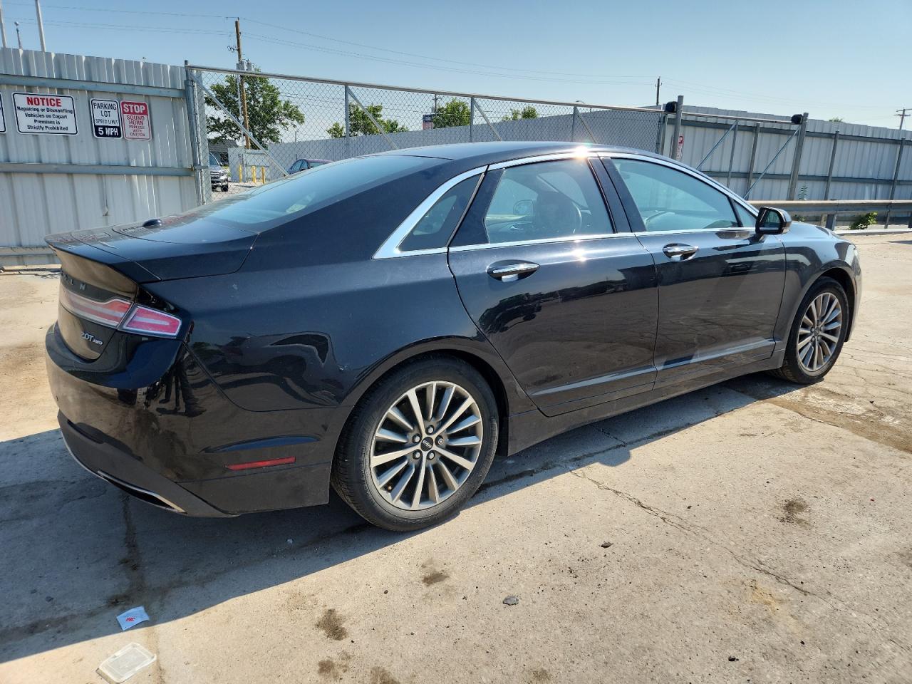 LINCOLN MKZ 2018 VIN 3LN6L5D9XJR601615 photo 3