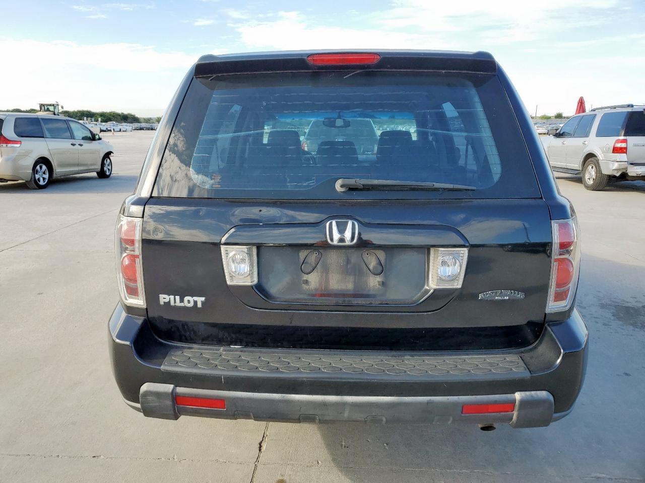 2007 Honda Pilot Lx VIN: 5FNYF28107B039001 Lot: 61394755