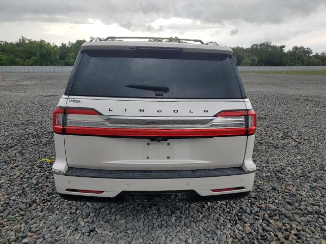  LINCOLN NAVIGATOR 2018 Biały