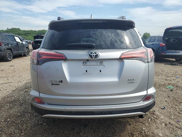  TOYOTA RAV4 2016 Серебристый
