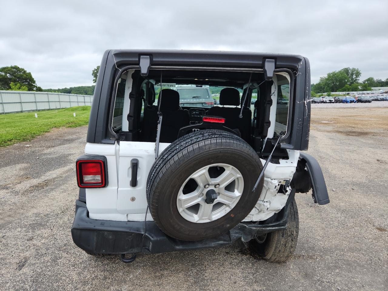 2019 Jeep Wrangler Sport VIN: 1C4GJXAG1KW614085 Lot: 62818985