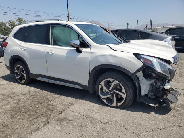  SUBARU FORESTER 2022 Biały
