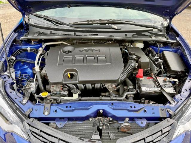 Седани TOYOTA COROLLA 2015 Синій
