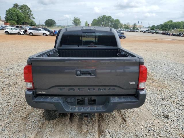 Pickups TOYOTA TACOMA 2017 Gray