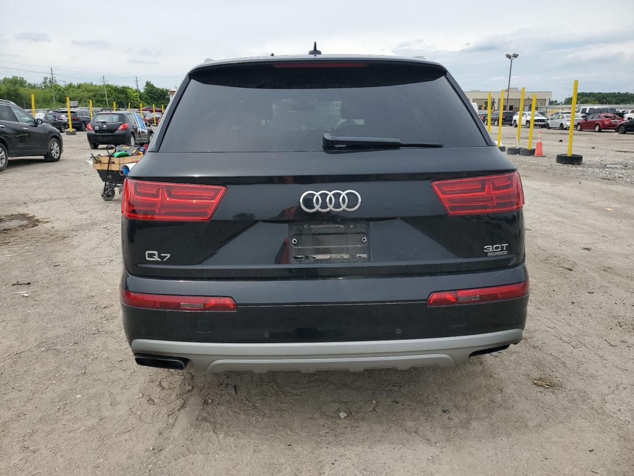 2017 Audi Q7 Premium VIN: WA1AAAF78HD004677 Lot: 61580855