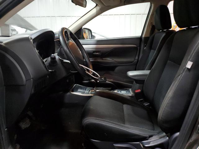  MITSUBISHI OUTLANDER 2017 Brązowy