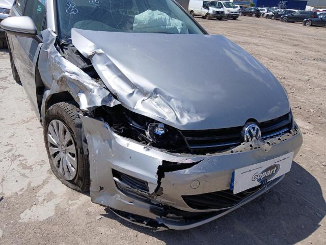 2014 VOLKSWAGEN GOLF S BLU