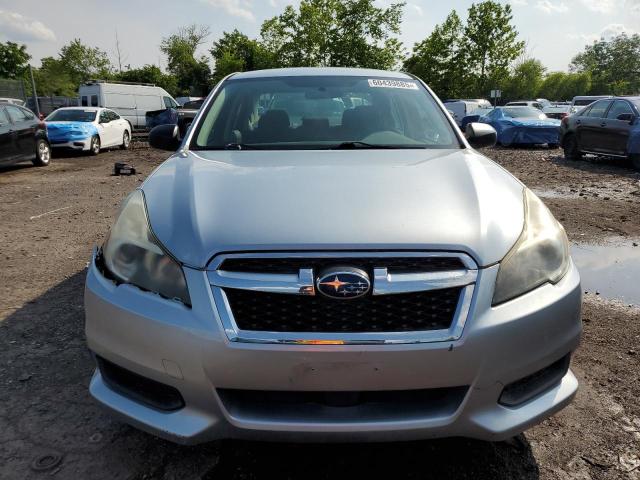  SUBARU LEGACY 2013 Srebrny