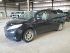 2013 Toyota Sienna Xle للبيع في Des Moines، IA - Rear End