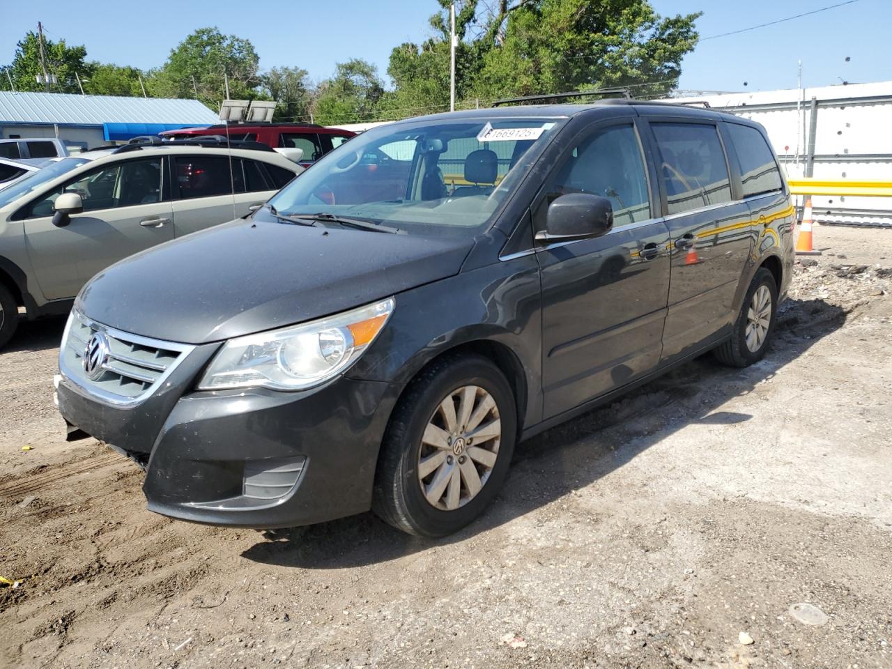 2C4RVACG6CR294179 VOLKSWAGEN ROUTAN Photo 1