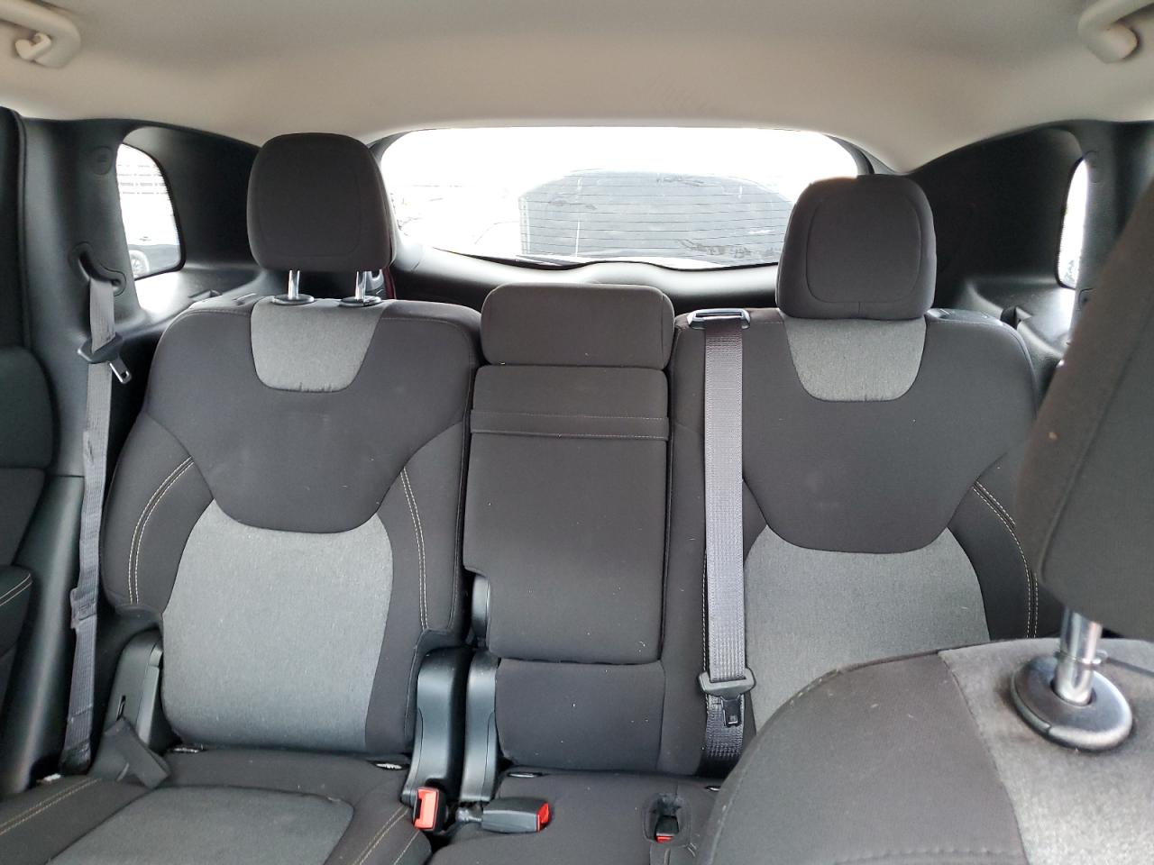 2018 Jeep Cherokee Latitude VIN: 1C4PJMCB7JD608723 Lot: 90417755