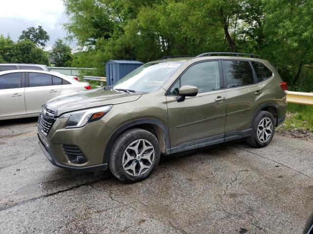  SUBARU FORESTER 2024 Зелений