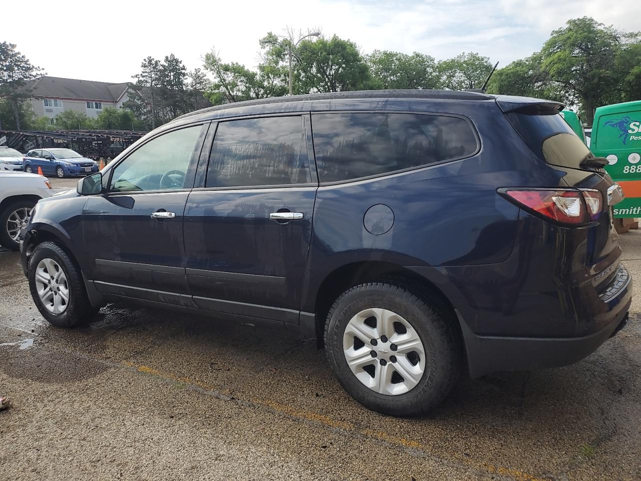 2017 Chevrolet Traverse Ls VIN: 1GNKVFKDXHJ212804 Lot: 62127275
