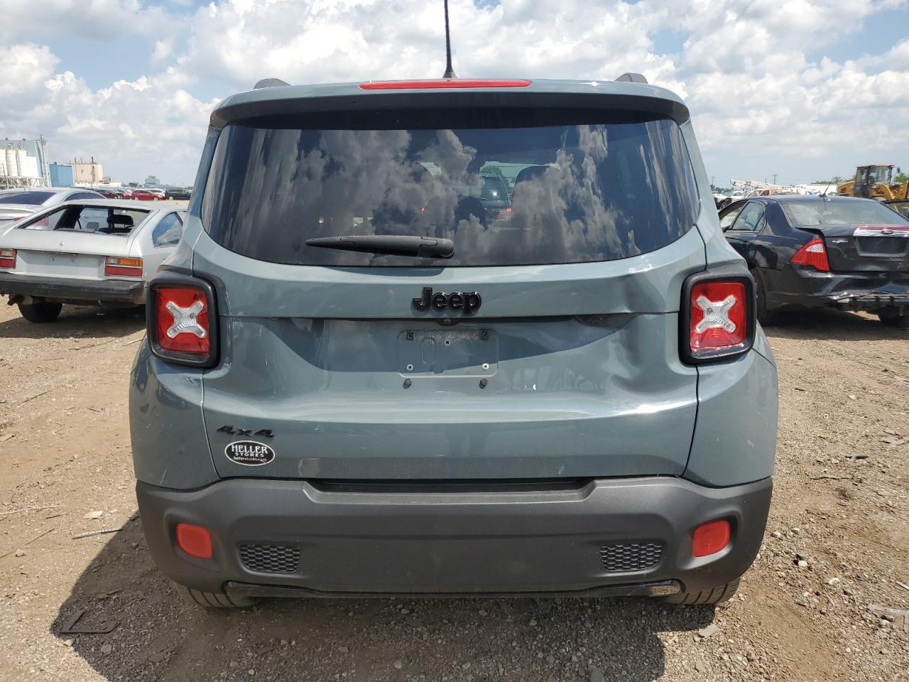 2017 Jeep Renegade Latitude VIN: ZACCJBBB0HPF51121 Lot: 62394015
