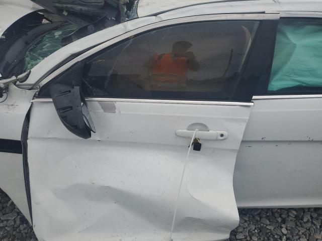  FORD TAURUS 2015 Білий