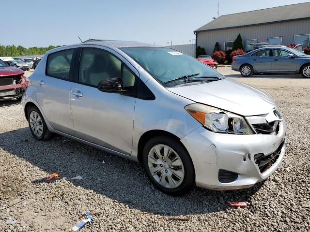  TOYOTA YARIS 2012 Серебристый
