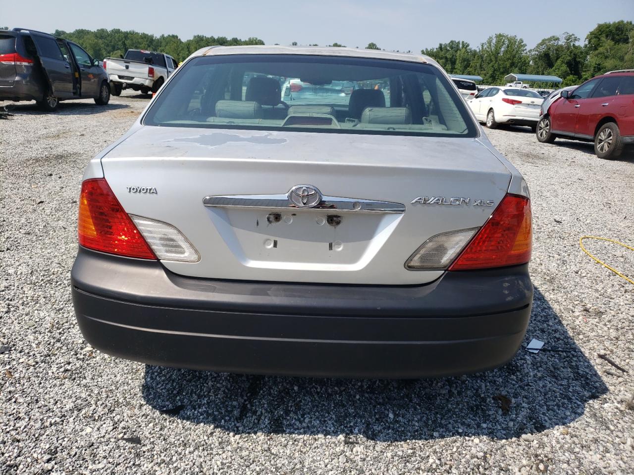 2001 Toyota Avalon Xl VIN: 4T1BF28B61U136101 Lot: 61920625