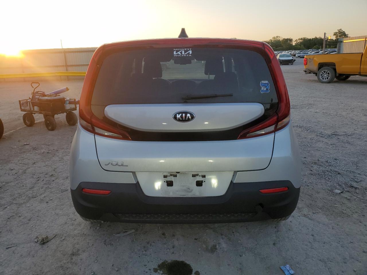 2020 Kia Soul Lx VIN: KNDJ23AUXL7096975 Lot: 61391445