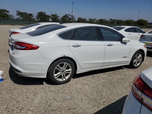  FORD FUSION 2018 Білий
