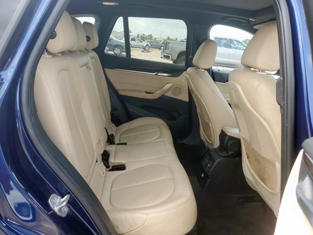 WBXHT3C34J5K31850 2018 BMW X1 xDrive28I