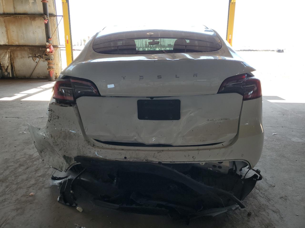 2021 Tesla Model Y VIN: 5YJYGDEE7MF084366 Lot: 61968475