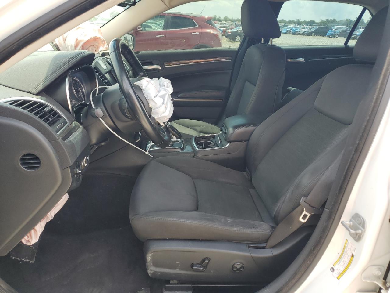 2018 Chrysler 300 Touring VIN: 2C3CCAAG1JH338529 Lot: 62838645