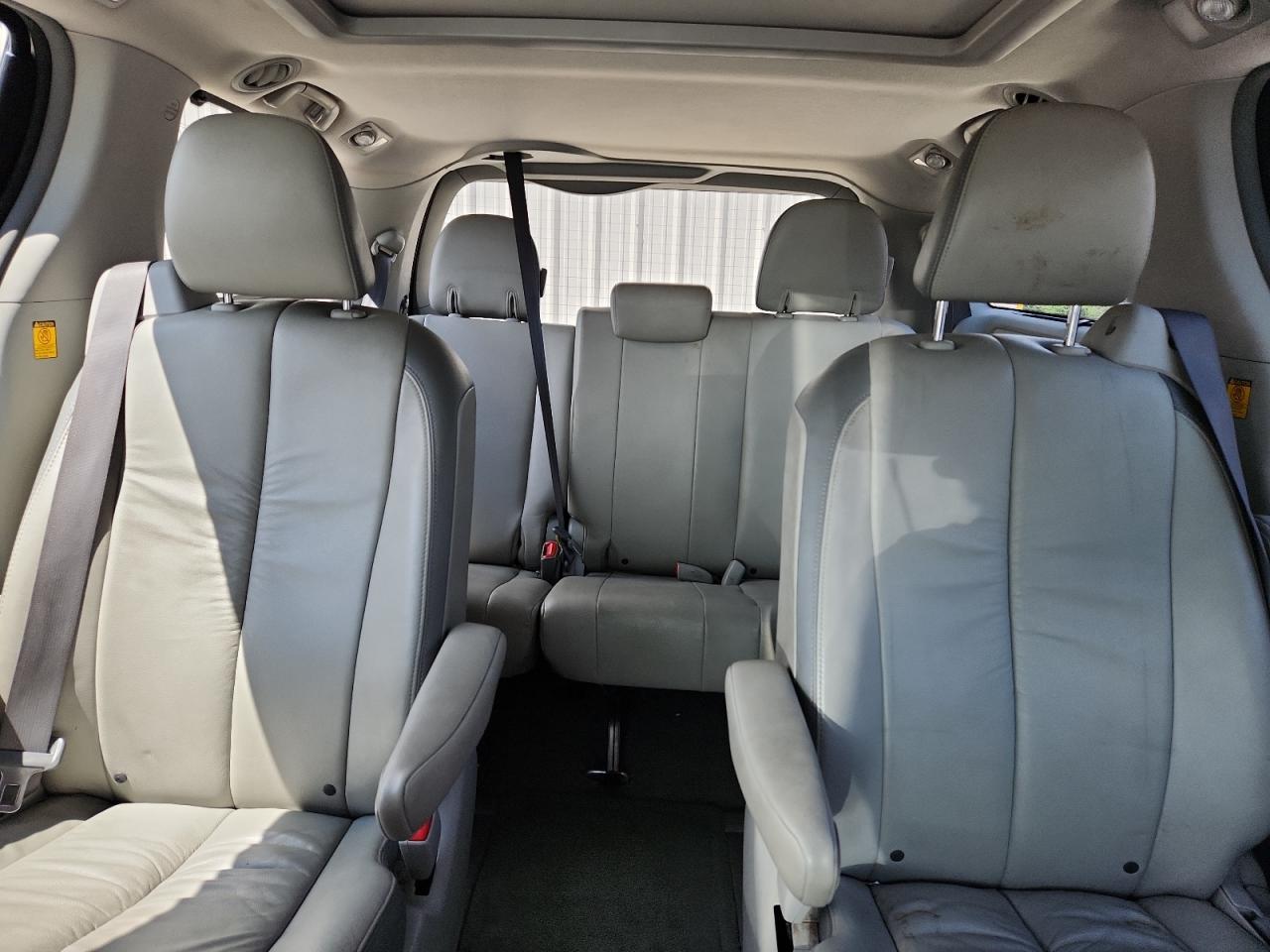 2011 Toyota Sienna Xle VIN: 5TDYK3DC6BS024449 Lot: 62478785