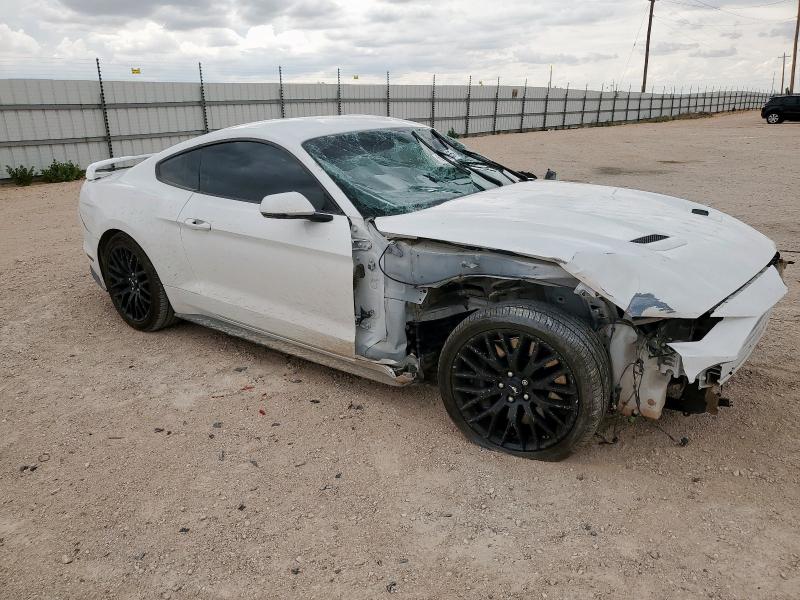  FORD MUSTANG 2019 Biały