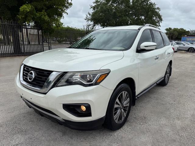 2017 Nissan Pathfinder S