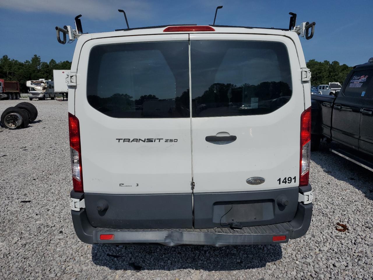 2015 Ford Transit T-250 VIN: 1FTNR2YG5FKA36157 Lot: 61771375
