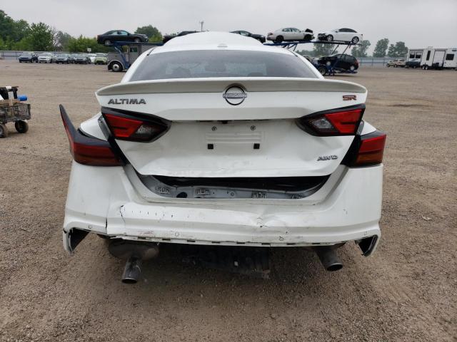 2024 NISSAN ALTIMA SR  