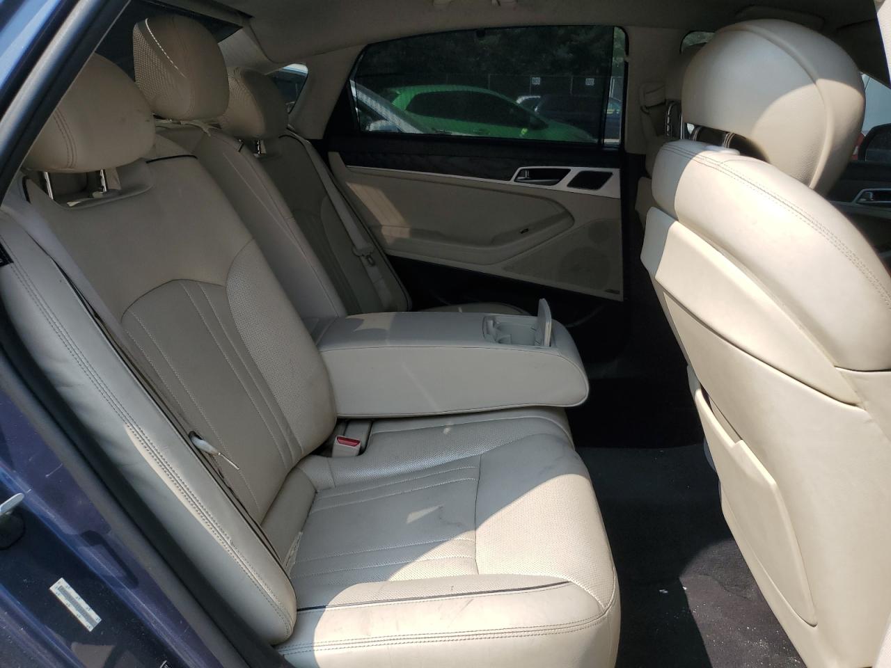 2015 Hyundai Genesis 5.0L VIN: KMHGN4JF1FU029000 Lot: 59061725