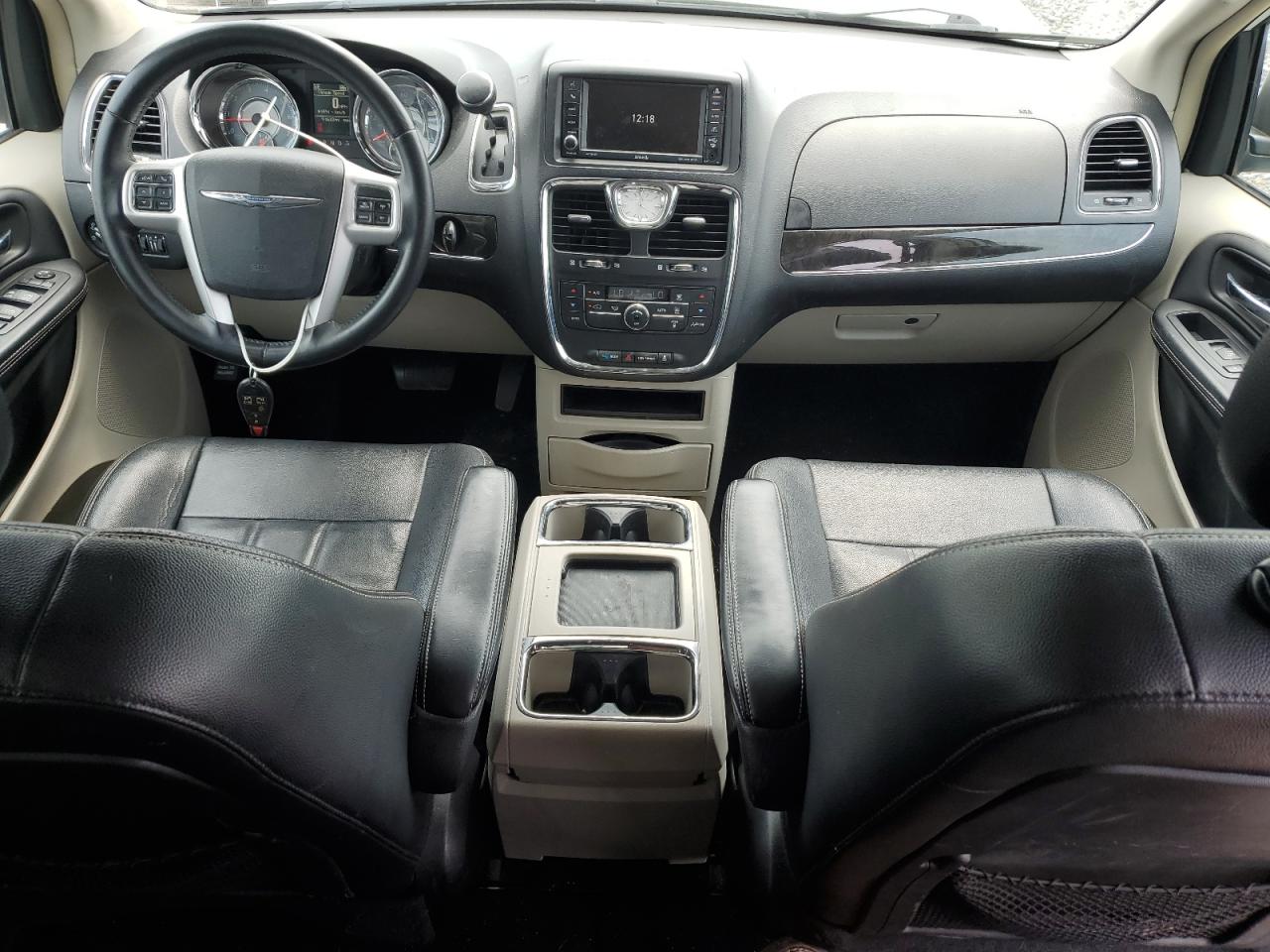 2016 Chrysler Town & Country Touring VIN: 2C4RC1BG2GR293706 Lot: 62718225