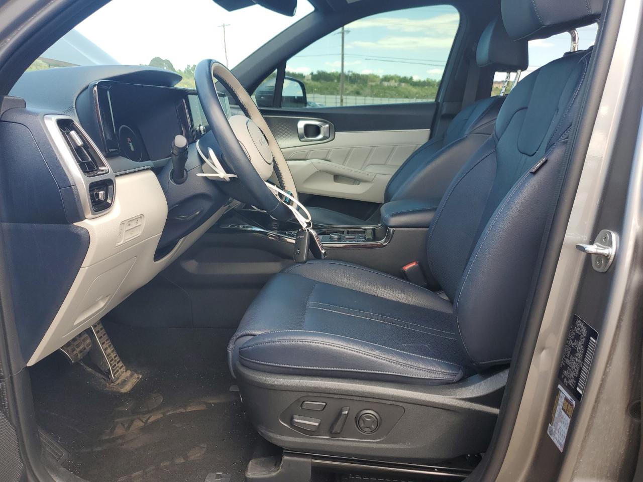 KIA SORENTO 2023 VIN KNDRKDLG9P5147447 photo 7