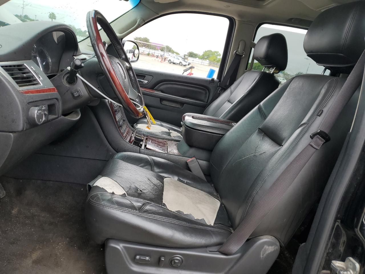 2013 Cadillac Escalade Esv Luxury VIN: 1GYS3HEF0DR257862 Lot: 58937355