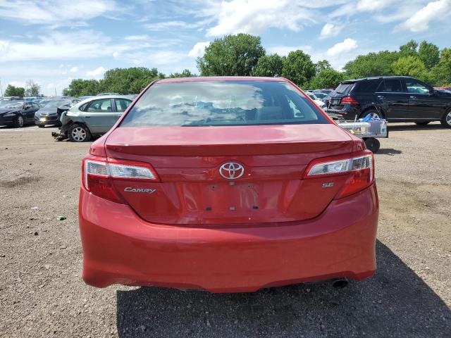  TOYOTA CAMRY 2013 Czerwony