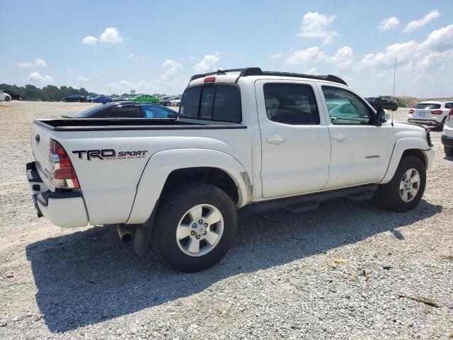  TOYOTA TACOMA 2015 Белый