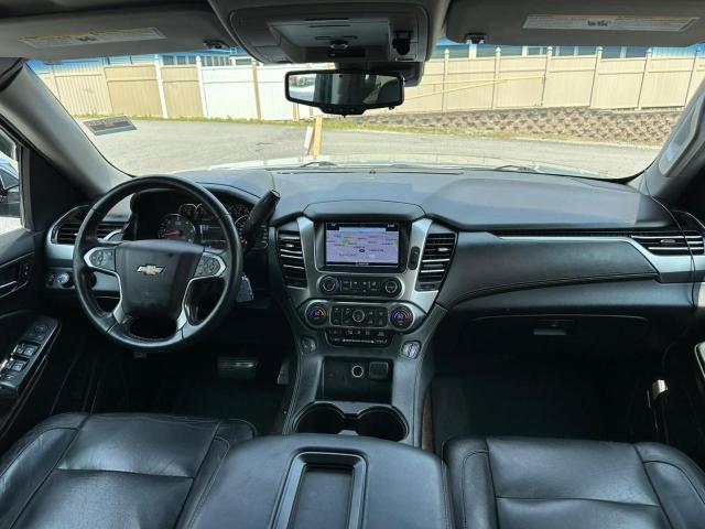  CHEVROLET TAHOE 2019 Srebrny
