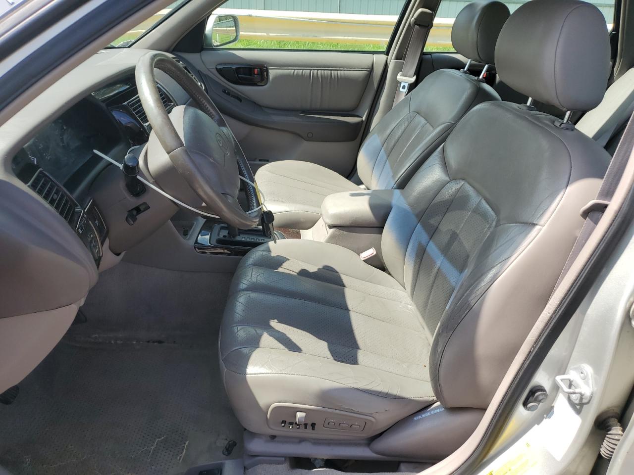 1999 Toyota Avalon Xl VIN: 4T1BF18B9XU350194 Lot: 61348505