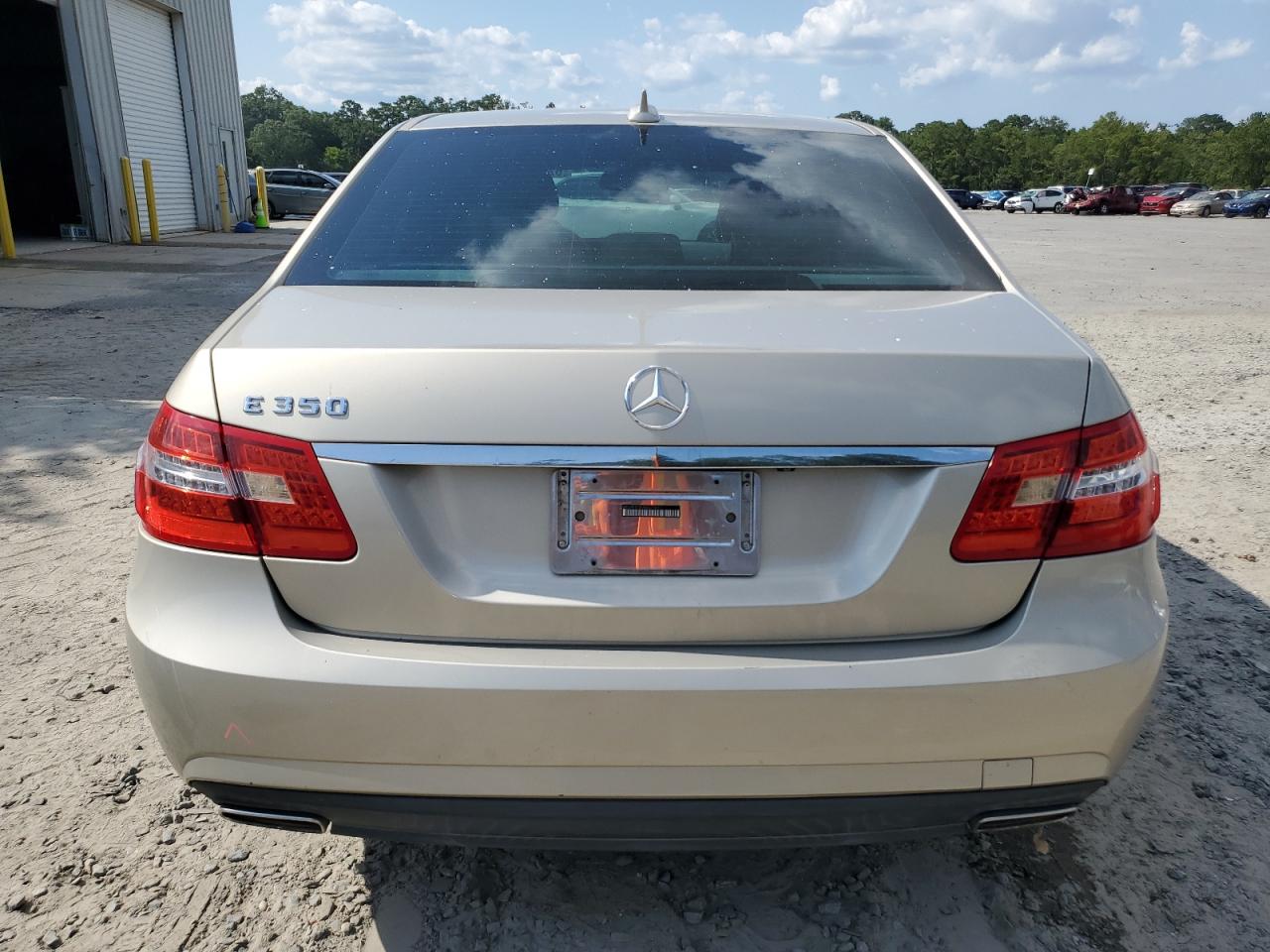 2011 Mercedes-Benz E 350 VIN: WDDHF5GB2BA373677 Lot: 62362365