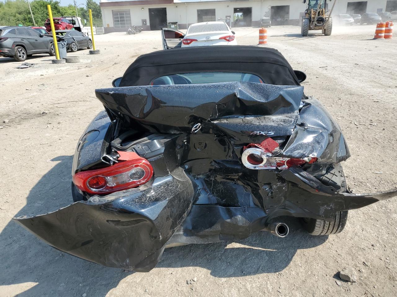 2015 Mazda Mx-5 Miata Sport VIN: JM1NC2JF1F0239934 Lot: 62555975