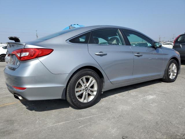 Sedans HYUNDAI SONATA 2015 Srebrny