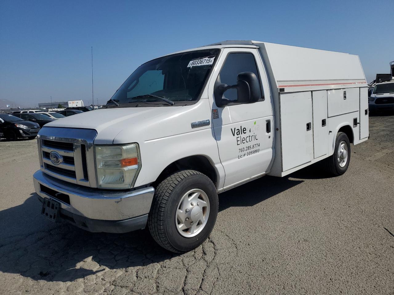 San Diego, CA에서 판매 중인 2009 Ford Econoline E350 Super Duty Cutaway Van - Minor Dent/Scratches